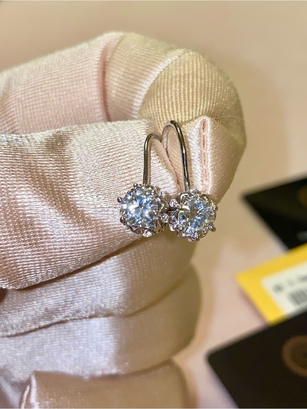 Sterling Silver & Moissanites classic design earrings